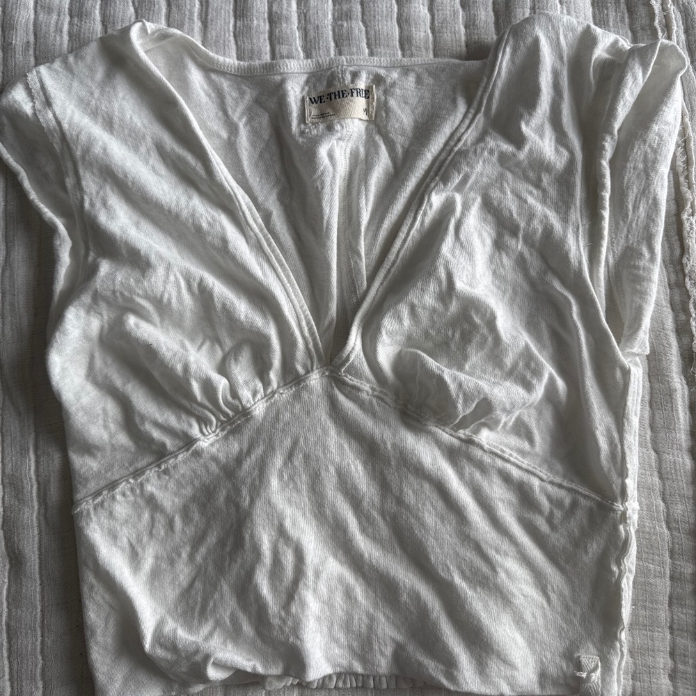 We the free v neck cropped shirt
